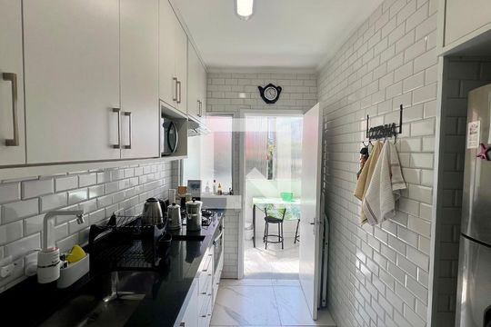 Cozinha de apartamento à venda com 2 quartos, 73m² em Cerqueira César, São Paulo