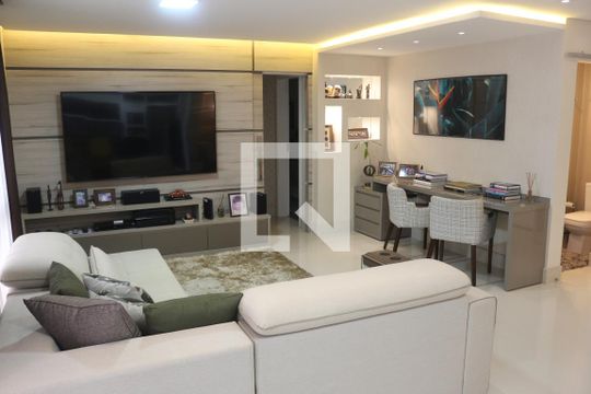 Sala de apartamento à venda com 2 quartos, 124m² em Jardim Sao Caetano, São Caetano do Sul