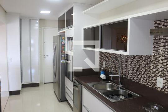 Cozinha de apartamento para alugar com 2 quartos, 124m² em Jardim Sao Caetano, São Caetano do Sul