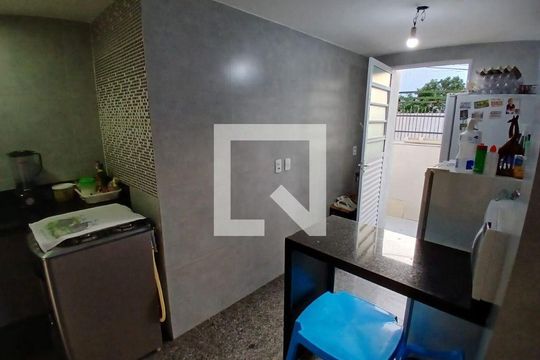 Casa à venda com 3 quartos, 200m² em Santa Rosa, Niterói