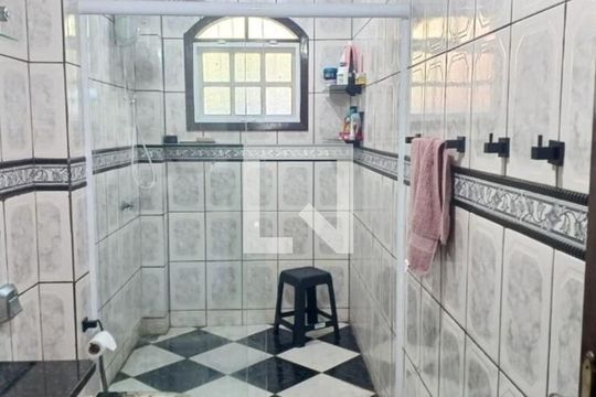 Casa à venda com 1 quarto, 84m² em Engenho do Mato, Niterói