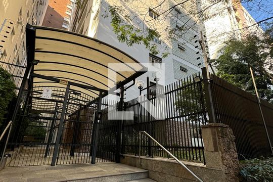 Fachada de apartamento à venda com 3 quartos, 243m² em Jardim Paulista, São Paulo