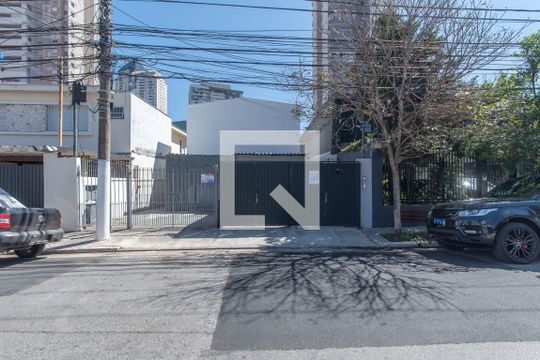 Fachada de kitnet/studio para alugar com 1 quarto, 35m² em Brooklin, São Paulo