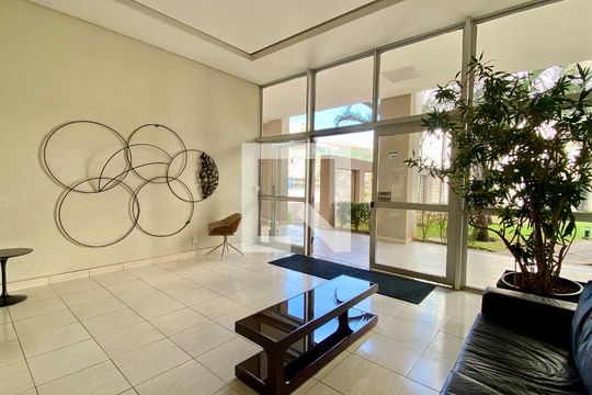 Hall social de apartamento à venda com 4 quartos, 120m² em Buritis, Belo Horizonte