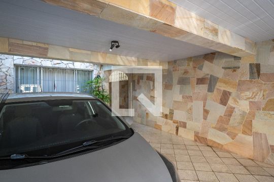Garagem de casa à venda com 3 quartos, 165m² em Jardim Santa Emilia, São Paulo