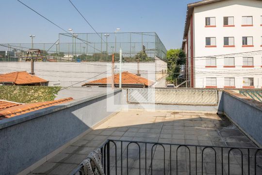 Quarto 3 vista de casa à venda com 3 quartos, 165m² em Jardim Santa Emilia, São Paulo