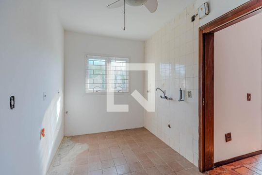 Cozinha e Área de Serviço de casa à venda com 3 quartos, 205m² em Ipanema, Porto Alegre