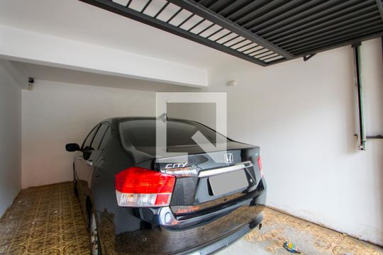 Garagem de casa à venda com 3 quartos, 305m² em Paraíso, Santo André