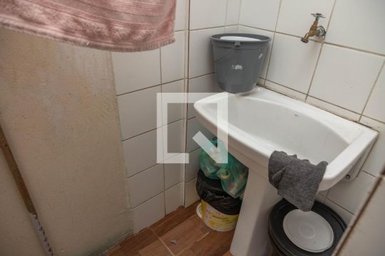 Área de serviço  de apartamento à venda com 2 quartos, 54m² em Conceição, Diadema