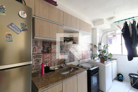 Cozinha de apartamento à venda com 2 quartos, 50m² em Água Santa, Rio de Janeiro