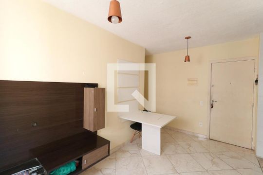 Detalhe Sala de apartamento à venda com 2 quartos, 50m² em Água Santa, Rio de Janeiro