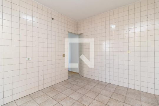 Cozinha de casa para alugar com 1 quarto, 48m² em Vila Barbosa, São Paulo