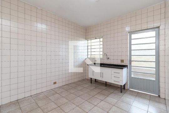 Cozinha de casa para alugar com 1 quarto, 48m² em Vila Barbosa, São Paulo