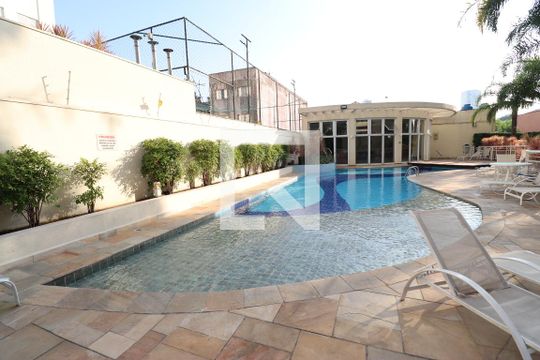 Área comum - Piscina de apartamento para alugar com 2 quartos, 49m² em Barra Funda, São Paulo