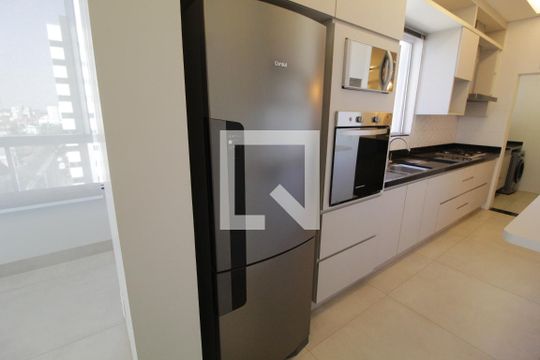 Cozinha de apartamento para alugar com 3 quartos, 127m² em Granada, Uberlândia