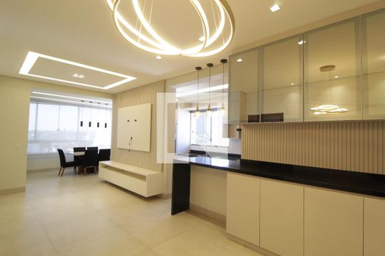 Apartamento para alugar com 3 quartos, 127m² em Granada, Uberlândia