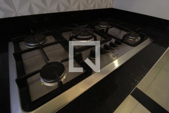 Cozinha de apartamento para alugar com 3 quartos, 127m² em Granada, Uberlândia
