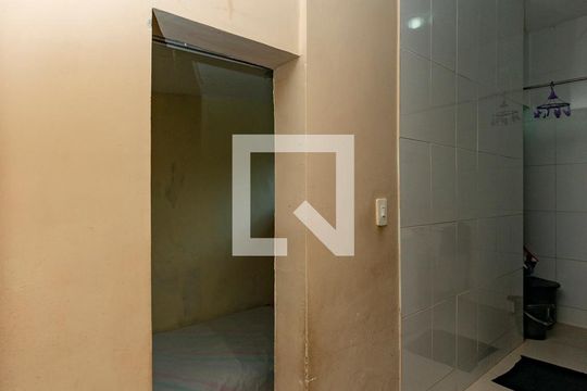 Quarto de Serviço de casa à venda com 4 quartos, 360m² em Parque Sao Jose, Belo Horizonte