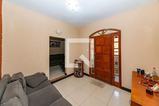 Casa à venda com 4 quartos, 360m² em Parque Sao Jose, Belo Horizonte