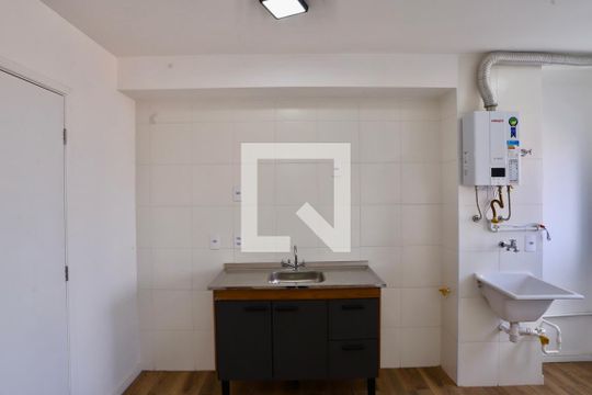 Cozinha de apartamento para alugar com 2 quartos, 35m² em Mooca, São Paulo