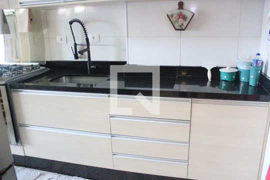 Cozinha de apartamento à venda com 3 quartos, 165m² em Jardim Barbosa, Guarulhos