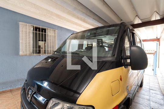 Garagem de casa à venda com 3 quartos, 240m² em Vila Maria Luisa, São Paulo
