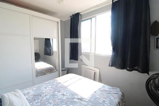 Quarto 2 de apartamento para alugar com 2 quartos, 48m² em Irajá, Rio de Janeiro