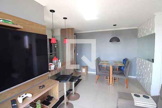 Sala de apartamento para alugar com 2 quartos, 48m² em Irajá, Rio de Janeiro