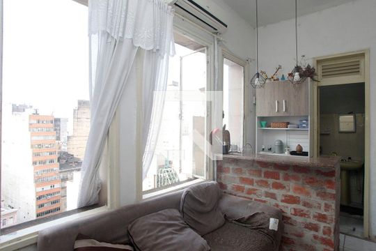 Sala de apartamento para alugar com 7 quartos, 160m² em Centro Histórico, Porto Alegre