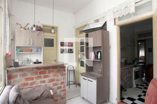 Sala de apartamento para alugar com 7 quartos, 160m² em Centro Histórico, Porto Alegre