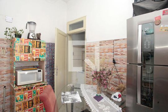 Cozinha 2 de apartamento para alugar com 7 quartos, 160m² em Centro Histórico, Porto Alegre