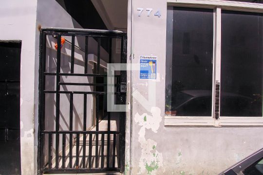 Fachada de kitnet/studio à venda com 1 quarto, 30m² em Brás, São Paulo