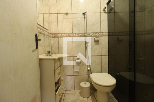 Banheiro da Suíte de casa para alugar com 3 quartos, 160m² em Centro, Ribeirão Preto
