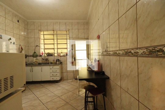 Cozinha de casa para alugar com 3 quartos, 160m² em Centro, Ribeirão Preto