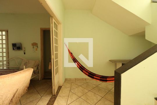 Sala 3 de casa para alugar com 3 quartos, 160m² em Centro, Ribeirão Preto