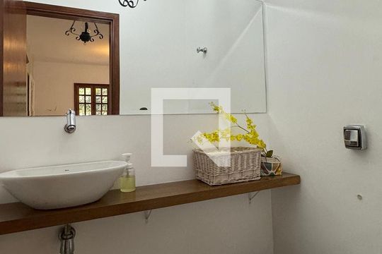 Lavabo de casa de condomínio à venda com 4 quartos, 300m² em Alphaville, Santana de Parnaíba