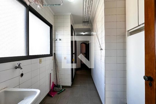 Área de Serviço de apartamento à venda com 3 quartos, 237m² em Campo Belo, São Paulo