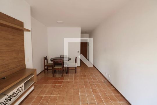 Sala de apartamento para alugar com 2 quartos, 94m² em Enseada, Guarujá