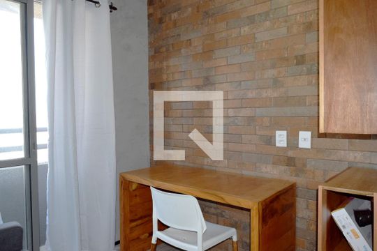 Apartamento para alugar com 1 quarto, 25m² em Pinheiros, São Paulo