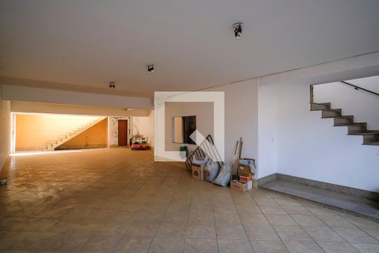 Garagem de casa à venda com 3 quartos, 343m² em Jardim Orlandina, São Bernardo do Campo