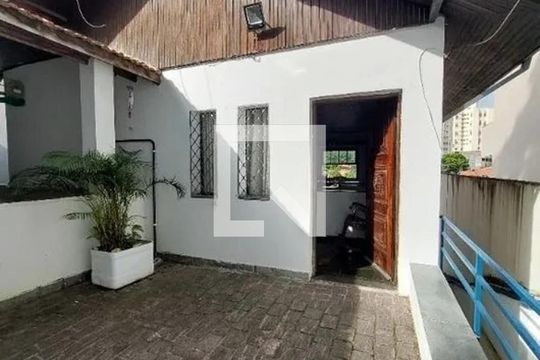 Casa à venda com 4 quartos, 286m² em Jardim Londrina, São Paulo