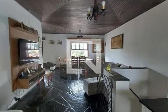 Casa à venda com 4 quartos, 286m² em Jardim Londrina, São Paulo