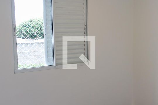 Quarto 2 de apartamento para alugar com 2 quartos, 46m² em Padroeira, Osasco