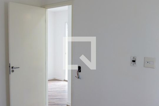 Quarto 1 de apartamento para alugar com 2 quartos, 46m² em Padroeira, Osasco