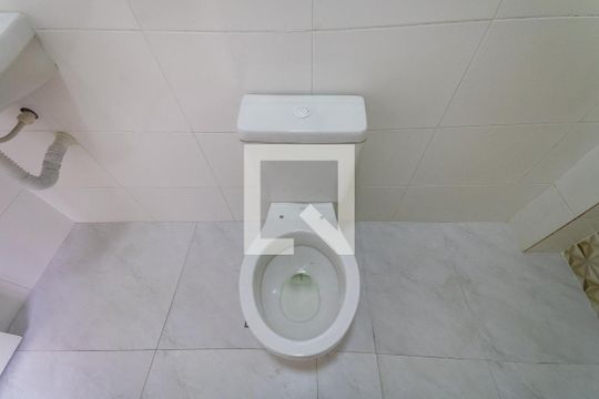 Banheiro de apartamento à venda com 1 quarto, 38m² em Vila Anadir, São Paulo