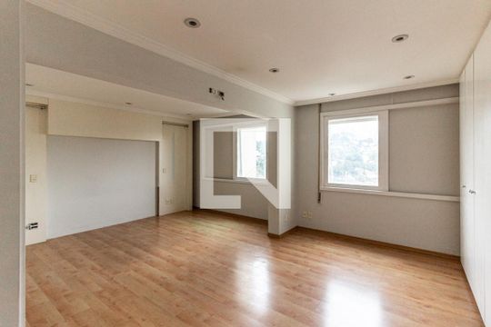 Suíte de apartamento à venda com 3 quartos, 200m² em Santa Cecilia, São Paulo