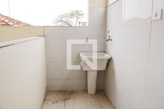 Área de Serviço de apartamento para alugar com 1 quarto, 40m² em Vila Prado, São Paulo