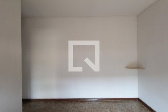 Sala de casa para alugar com 2 quartos, 180m² em Glória, Belo Horizonte