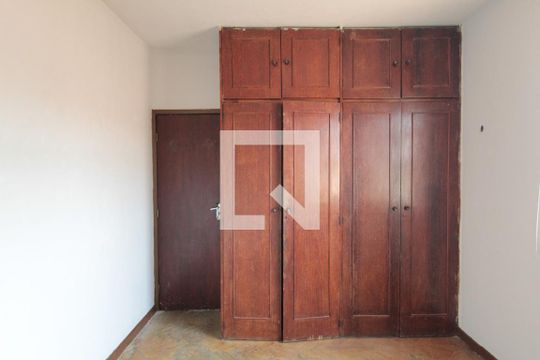 Suite de casa para alugar com 2 quartos, 180m² em Glória, Belo Horizonte