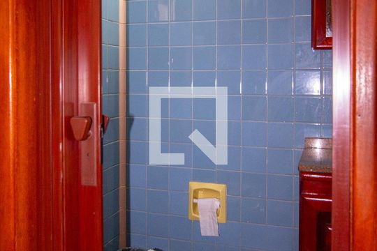 Lavabo de casa à venda com 4 quartos, 220m² em Fonseca, Niterói